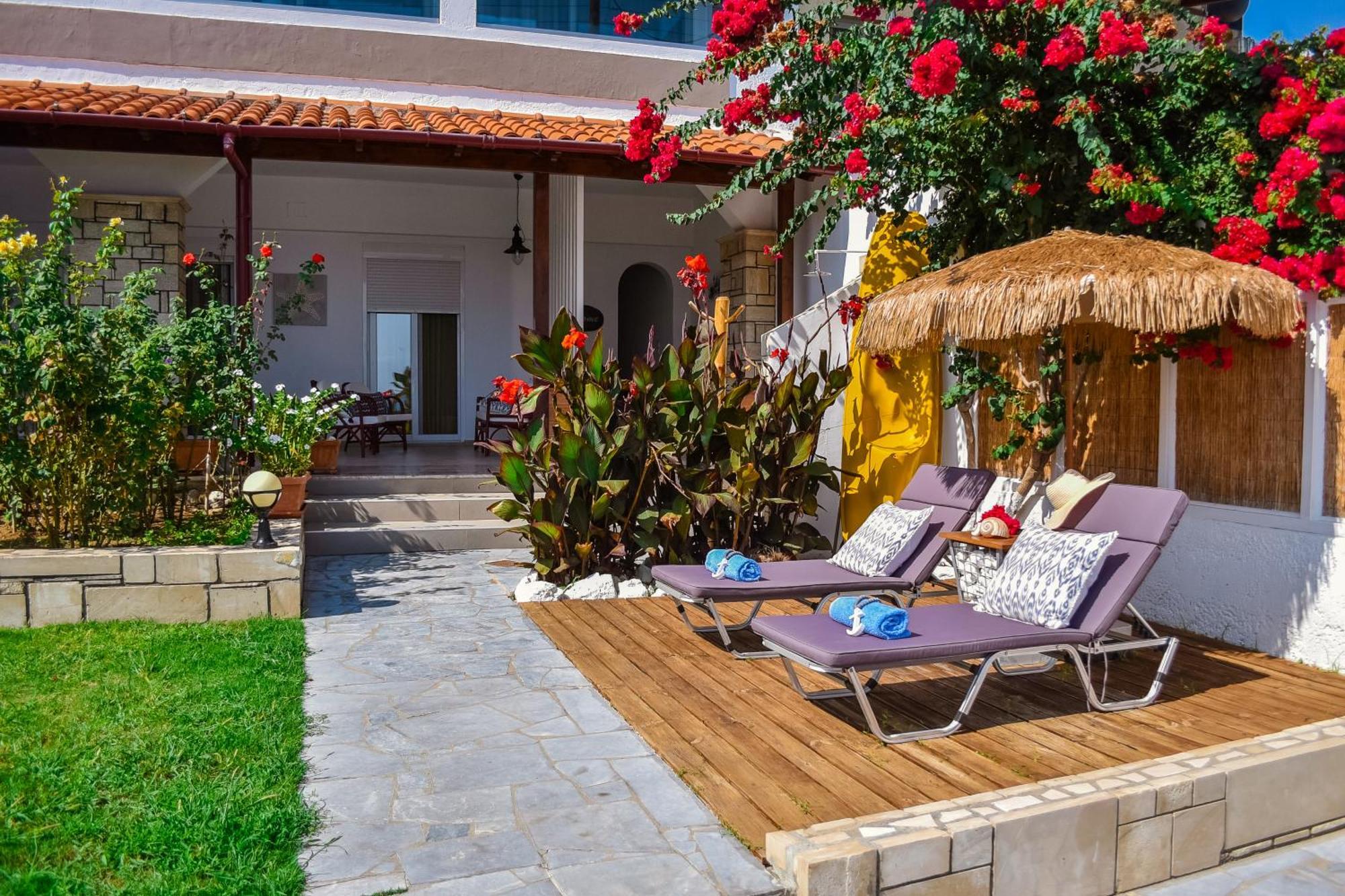 Laia Seafront Luxury Apartments Ajía Pelajía Kültér fotó