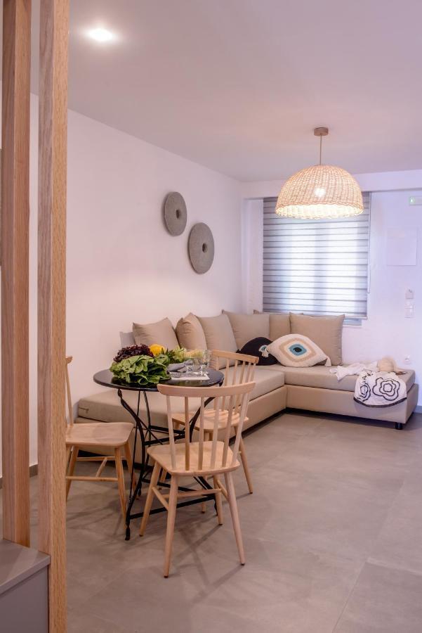 Laia Seafront Luxury Apartments Ajía Pelajía Kültér fotó