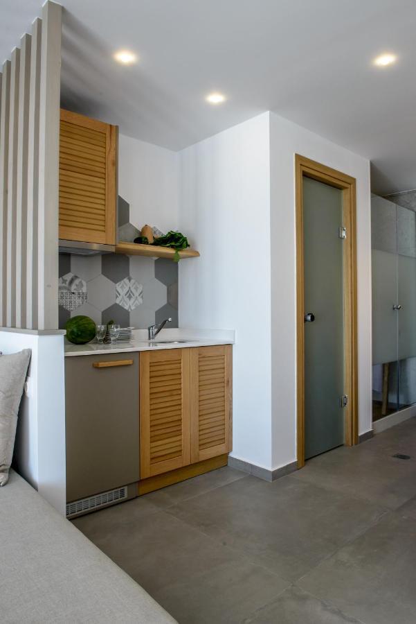 Laia Seafront Luxury Apartments Ajía Pelajía Kültér fotó