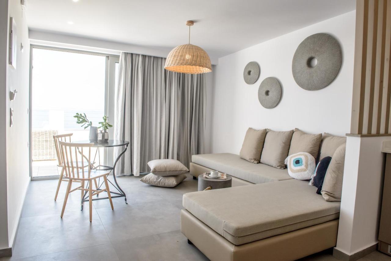 Laia Seafront Luxury Apartments Ajía Pelajía Kültér fotó