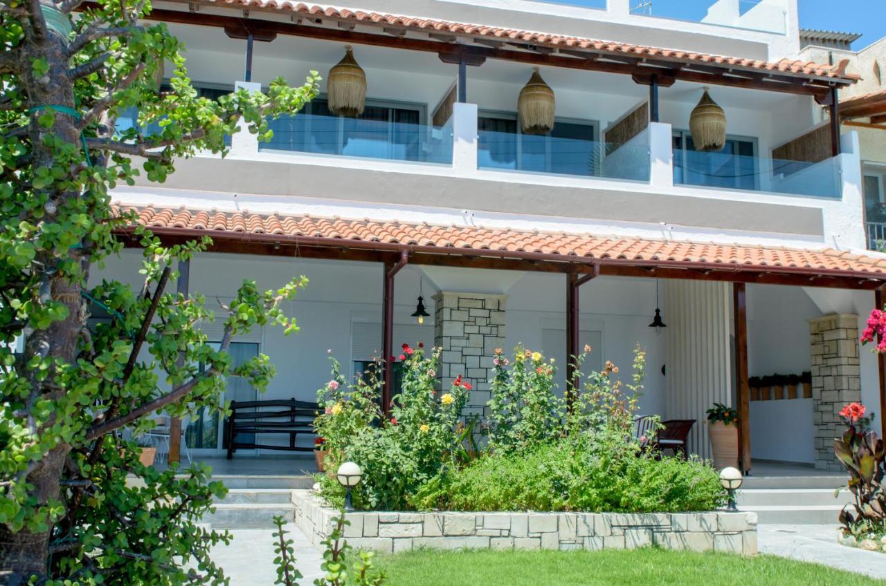 Laia Seafront Luxury Apartments Ajía Pelajía Kültér fotó